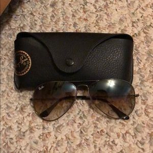 Ray bans avaitor sunglasses